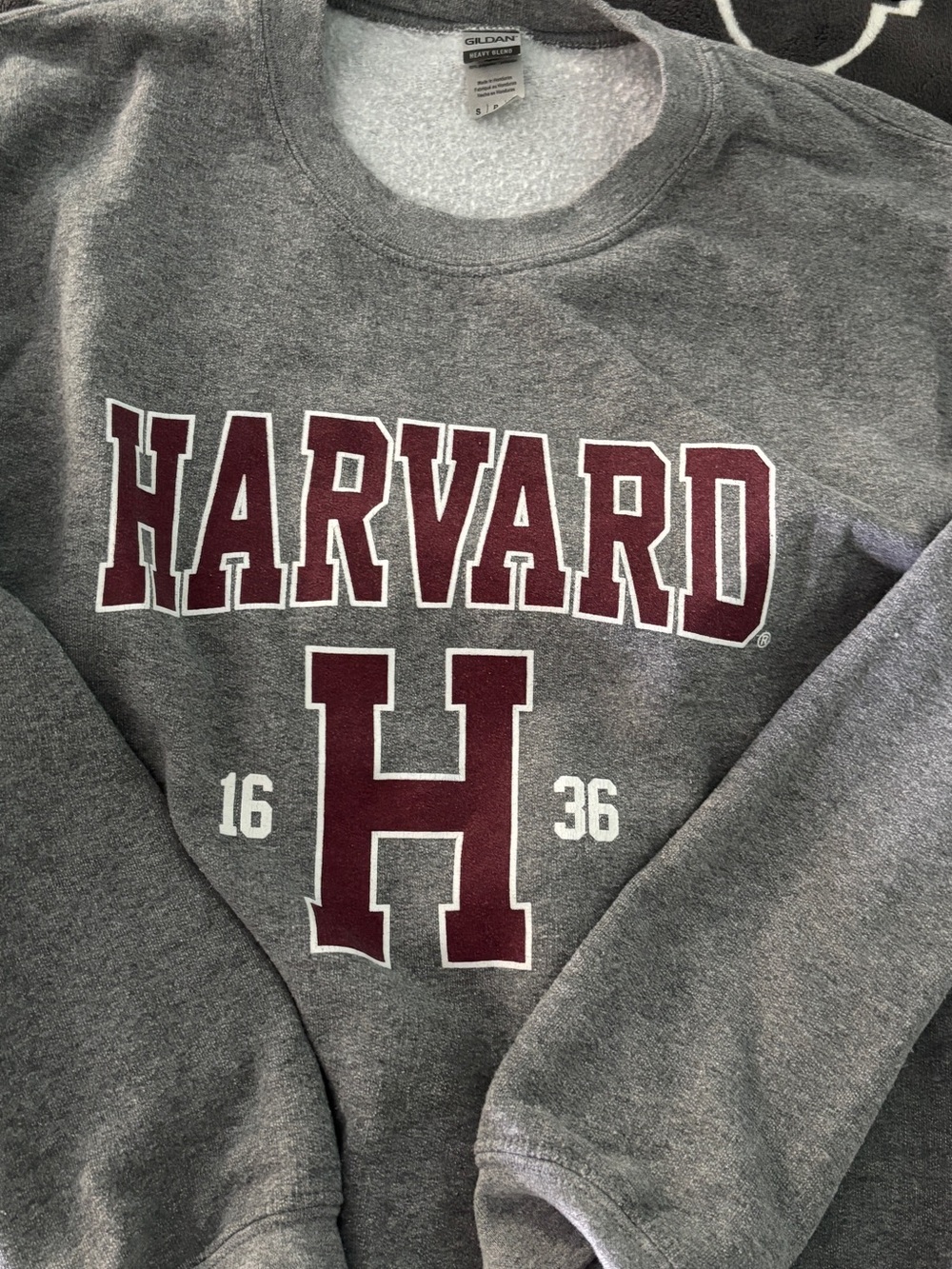 Gildan Gray Crewneck Sweatshirt with Crimson Harvard Print